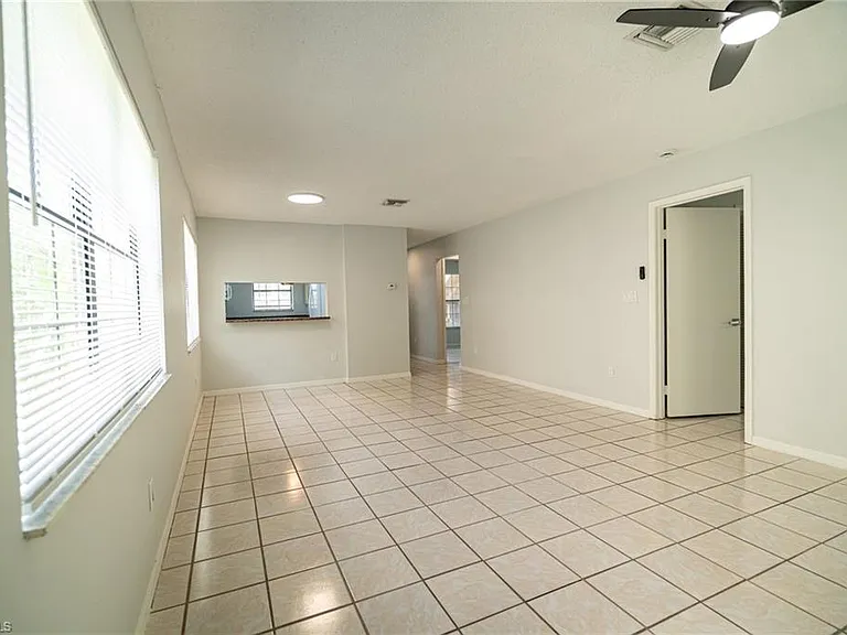 5254 Treetops Dr #J-101 — Photo 6