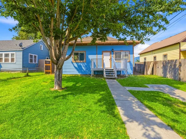 111 N Garfield St, Kennewick, WA 99336