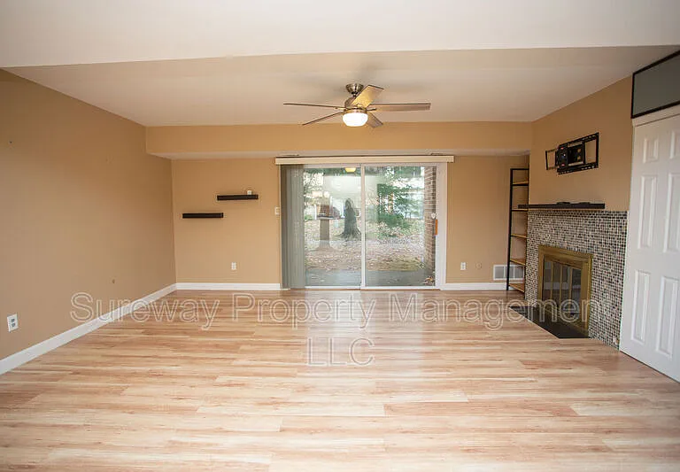 1145 Golden Pond Ct — Photo 8