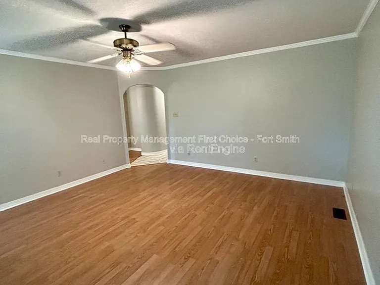 11912 Rye Hill Rd S — Photo 16