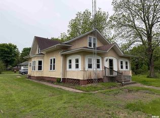 109 E Sycamore St, Gladstone, IL 61437
