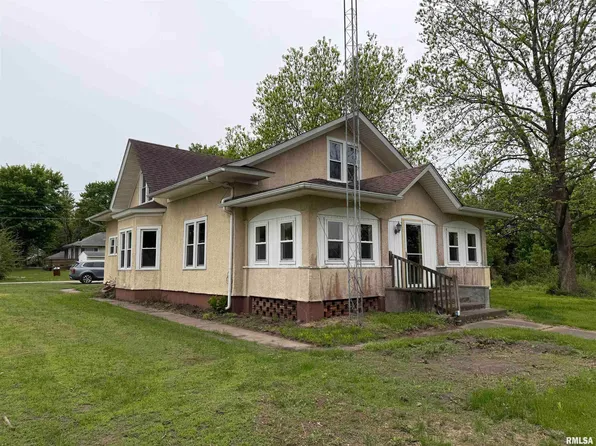 109 E Sycamore St, Gladstone, IL 61437