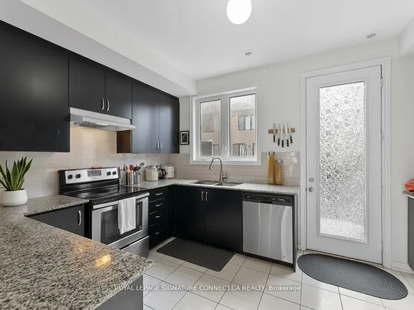 399 The Westway, Toronto, ON M9R 1H3