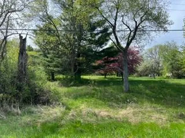 1st St, Taylors Falls, MN 55084