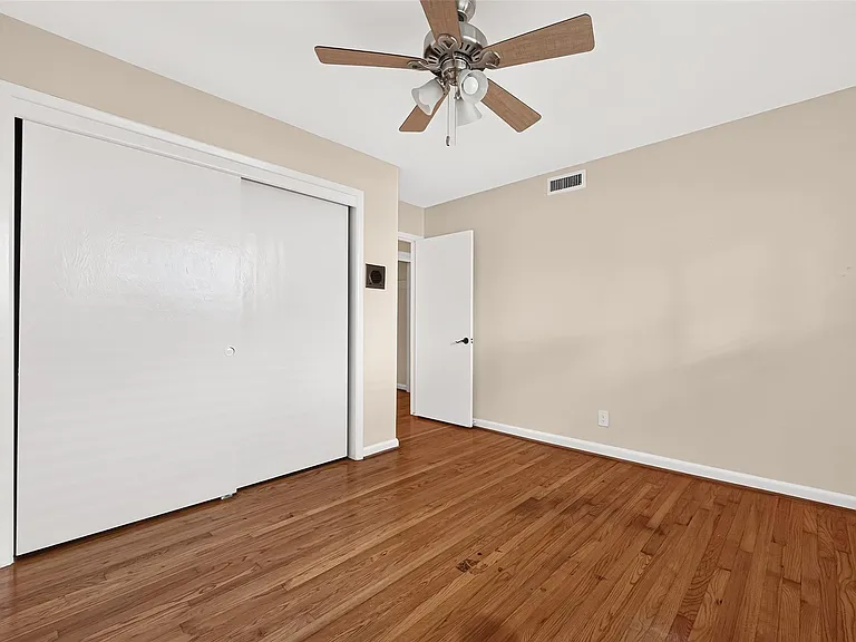 4002 Mischire Dr — Photo 38