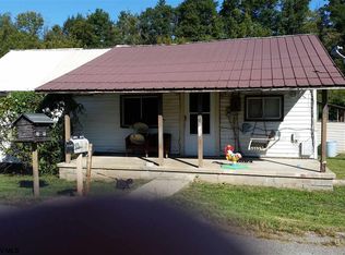 204 Forinash Rd, Weston, WV 26452