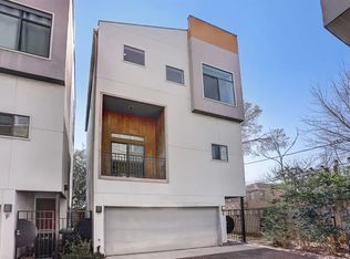 2010 Blodgett St, Houston, TX 77004