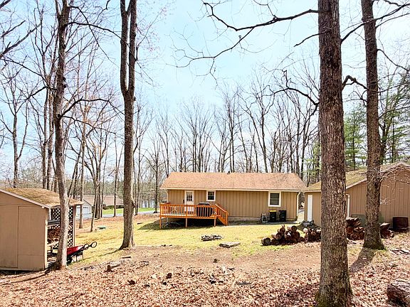 4th image of 239 Fawn Lake Dr
