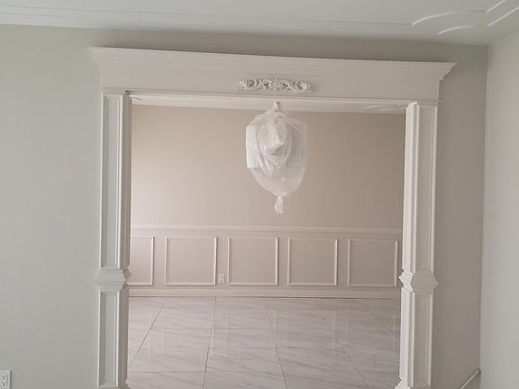 4th image of 3 Chateau Du Jardin Dr