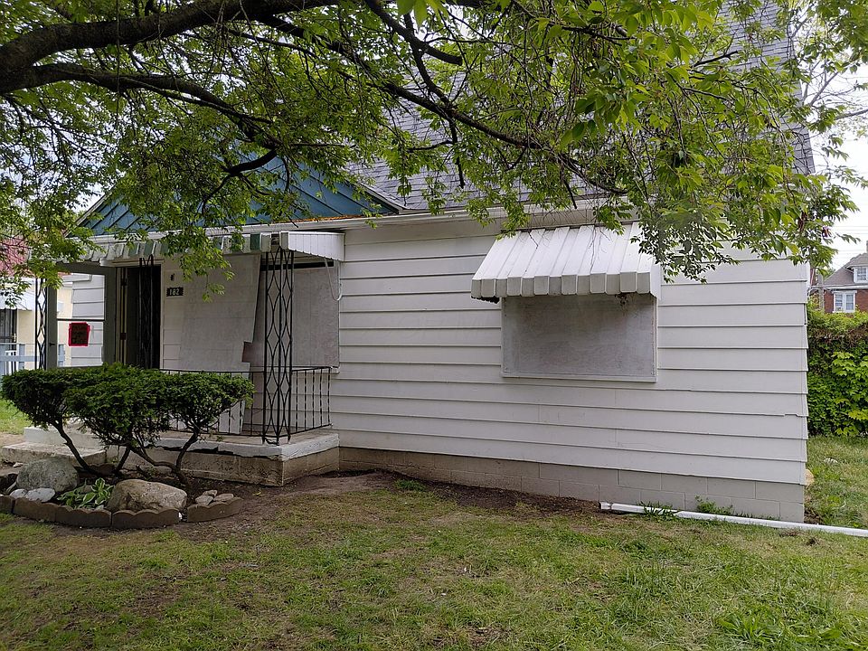1st image of 182 S Hague Ave