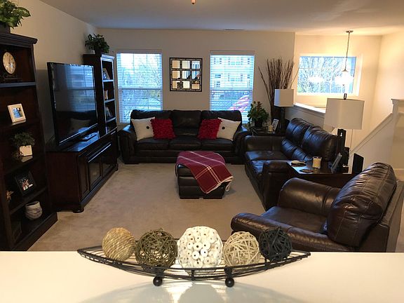 4th image of 24477 John Adams Dr