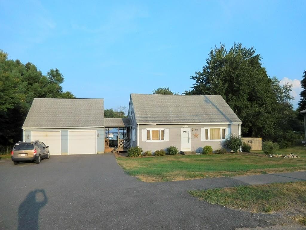 1075 Suffield St, Agawam, MA 01001 Zillow