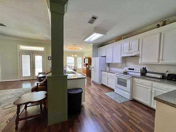 5th image of 2200 S Bourque Ct