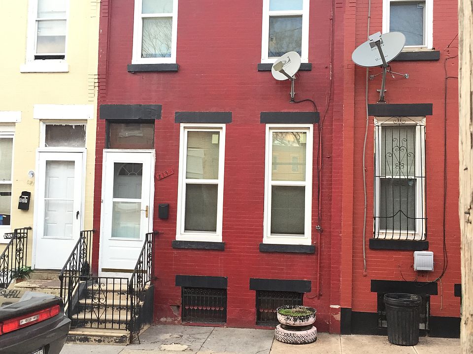 2nd image of 819 W Stella St