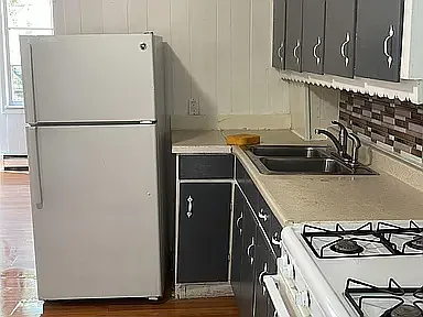 41 1/2 Kidder St — Photo 9