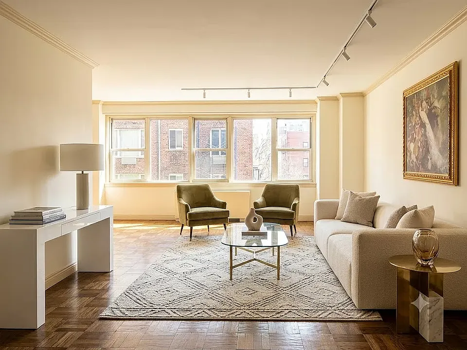 155 E 34th St #10S