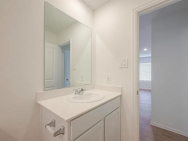 1491 Las Cuevas Dr — Photo 23