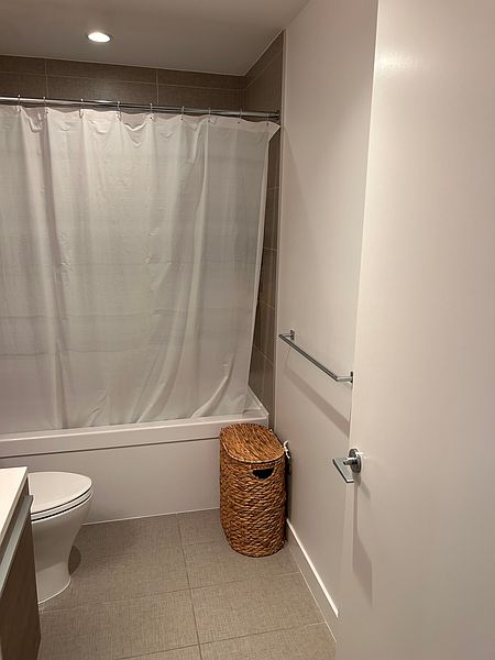 Burnaby Apartment for rent - 1 Bedroom — photo 12
