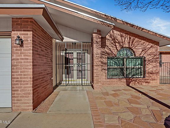 3rd image of 12153 Village Gate Dr