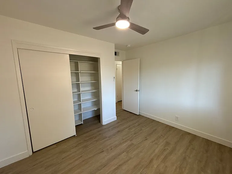 1419 Yolanda Ct — Photo 15