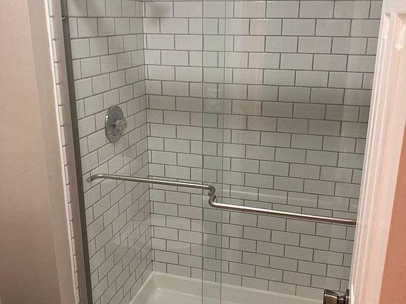 2nd image of 428 N Cambridge Dr #428