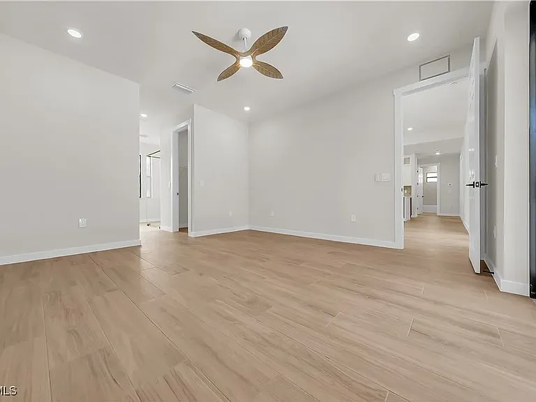 2719 2nd St NW — Photo 16