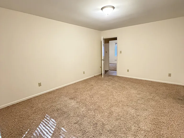 3263 Carlyle Dr NW — Photo 18