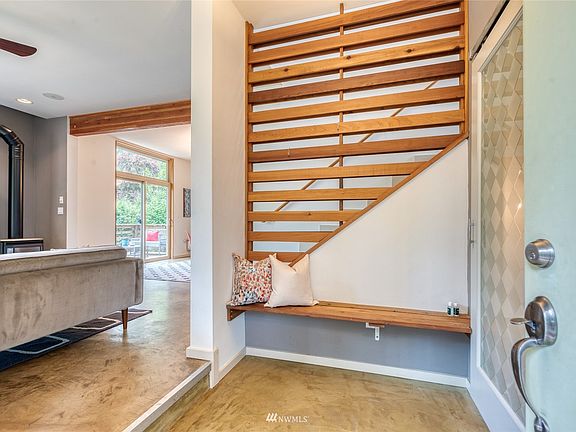4th image of 3723 S 126th St