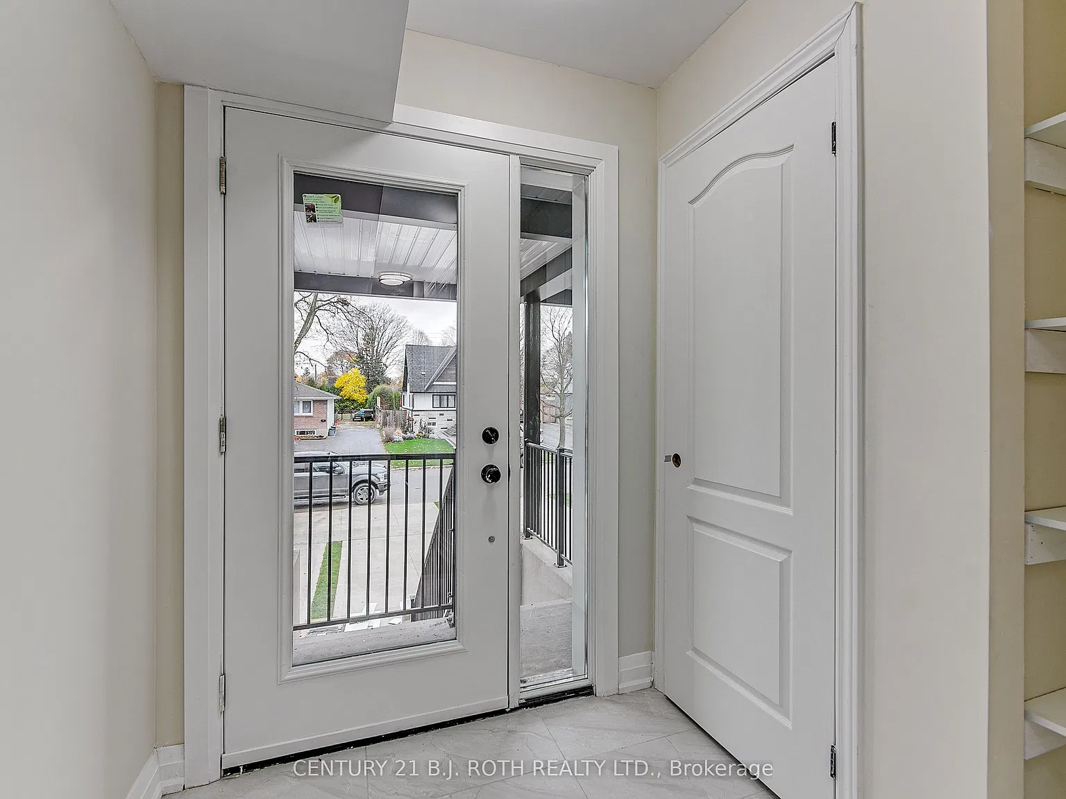 3 bed, $2,625 — Photo 2