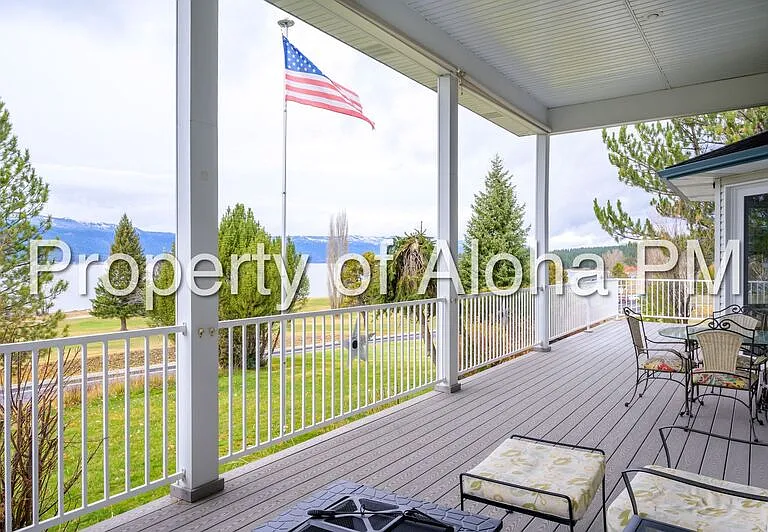 108 Lakeshore Dr — Photo 9