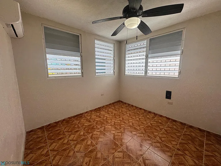 11AK Urb. Levittown Lakes Calle Paseo Magdalena 11 #11AK — Photo 6