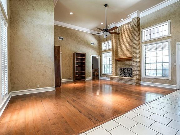 4th image of 1304 Snow Mountain Cir
