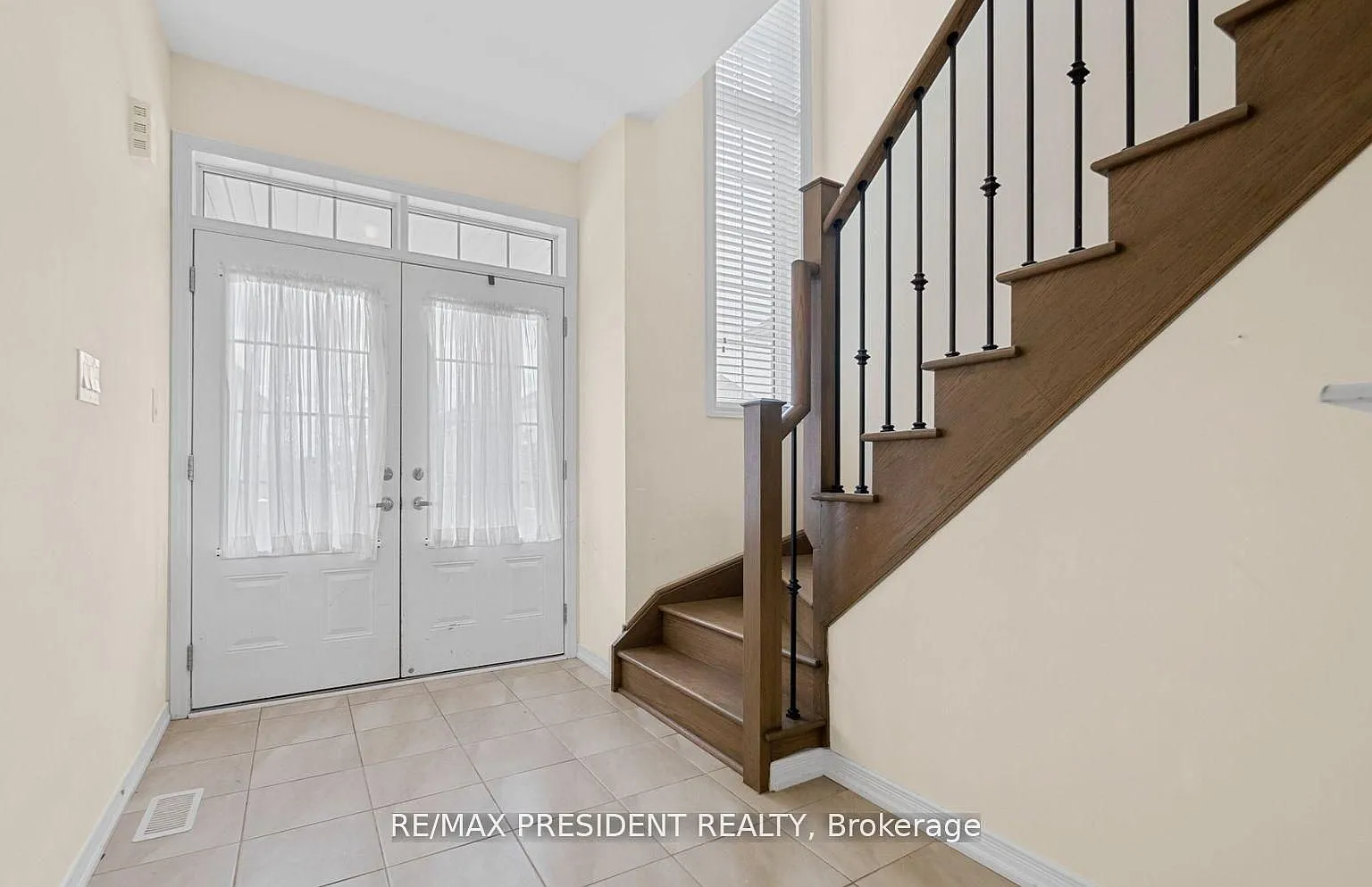 4 bed, $2,750 — Photo 4