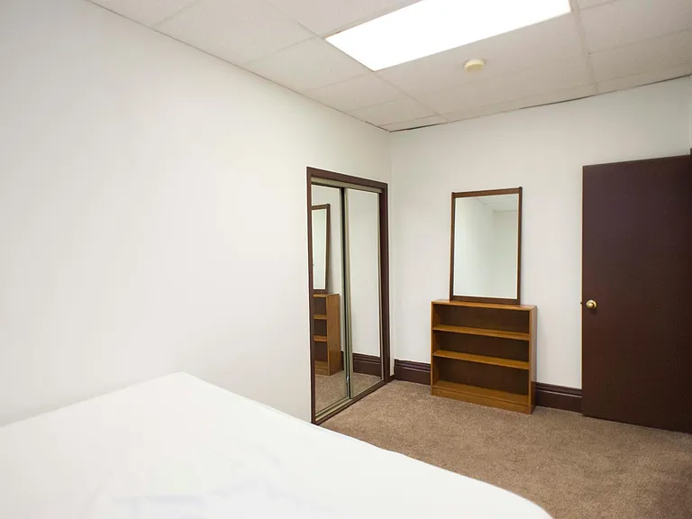 411 Broadway N #203 — Photo 6