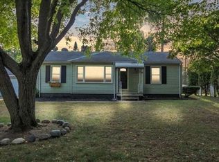 17527 Lathers St, Livonia, MI 48152