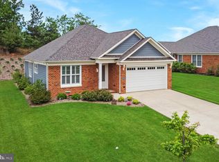 1202 Happy Ridge Dr, Front Royal, VA 22630