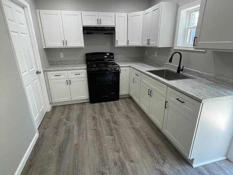 31 Rose Ln — Photo 5