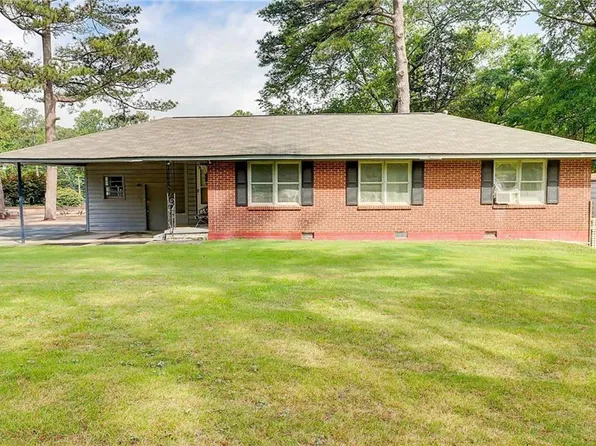 3221 Colquitt Dr, Doraville, GA 30340