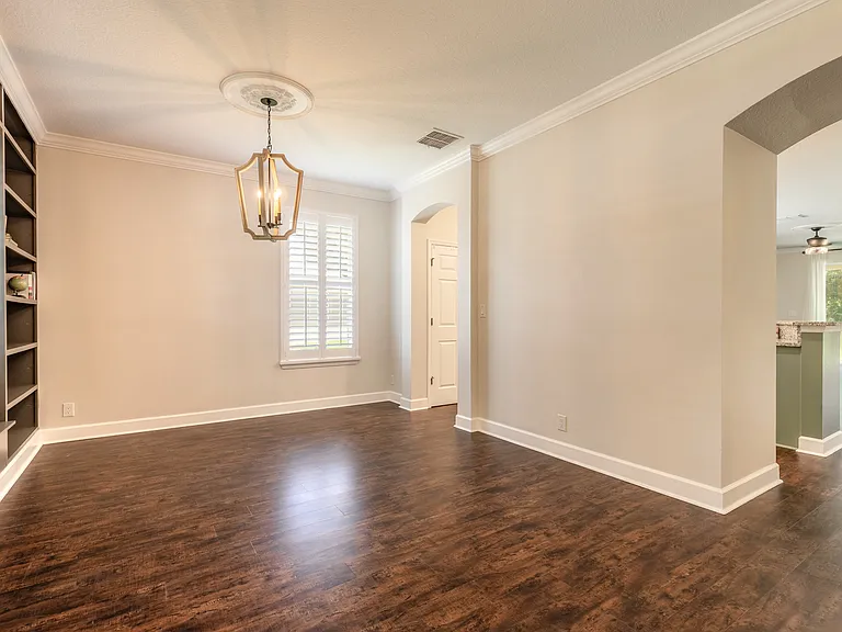 147 Birchmont Dr — Photo 14