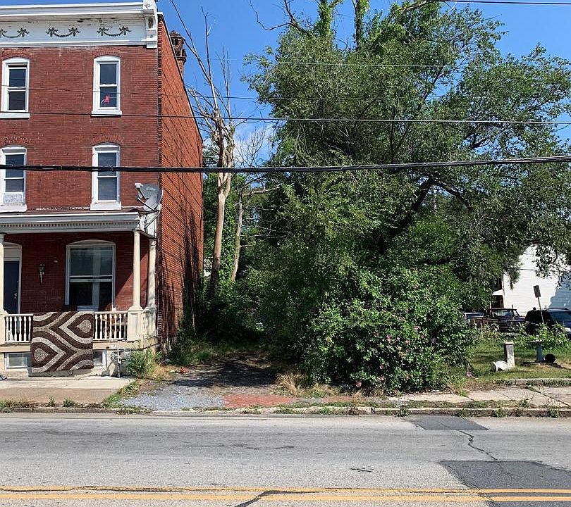 1st image of 618 Maclay St