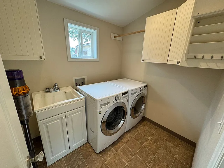3420 W Bertona St — Photo 20