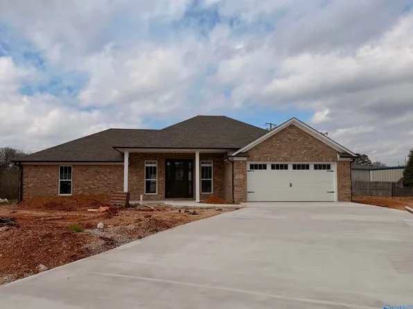 101 James Bowie Dr, Athens, AL 35611