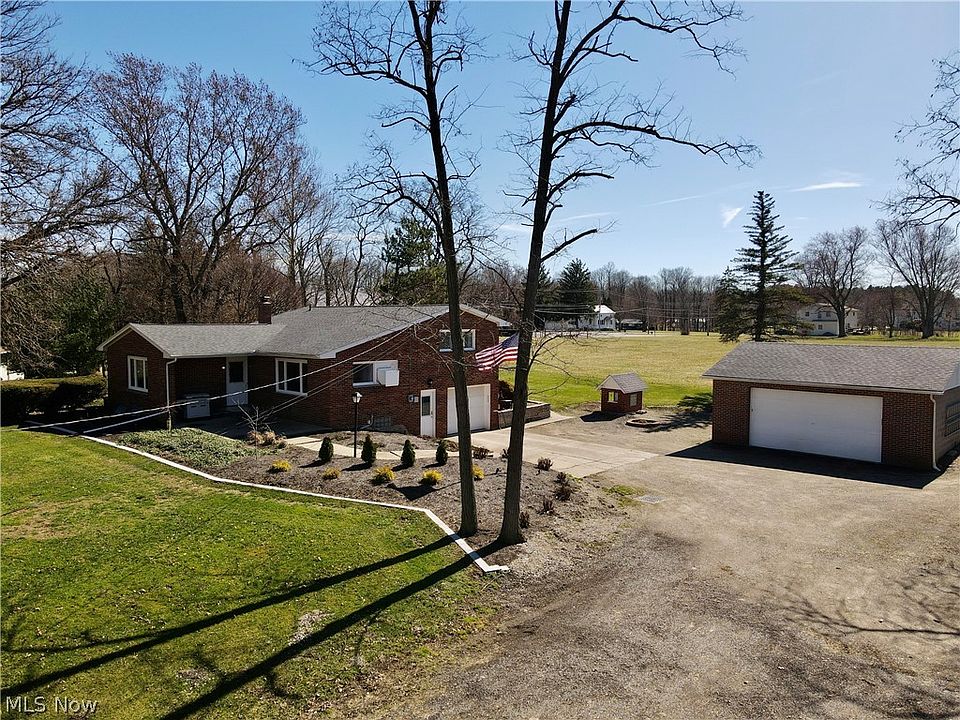 1st image of 6904 Center Rd