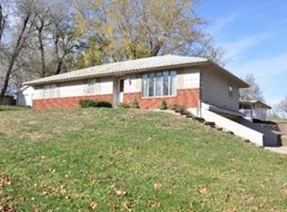 400 Shafer Dr, Edgerton, MO 64444