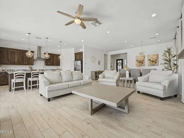 8041 E JACARANDA Street, Mesa, AZ 85207