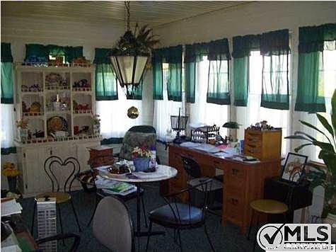 5th image of 1 Schoolhouse Ln
