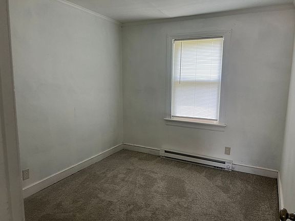 4th image of 423 Saint Paul St