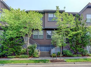 10559 SW Windwood Way, Portland, OR 97225