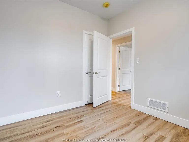 21293 Harbour Rd #2 — Photo 16