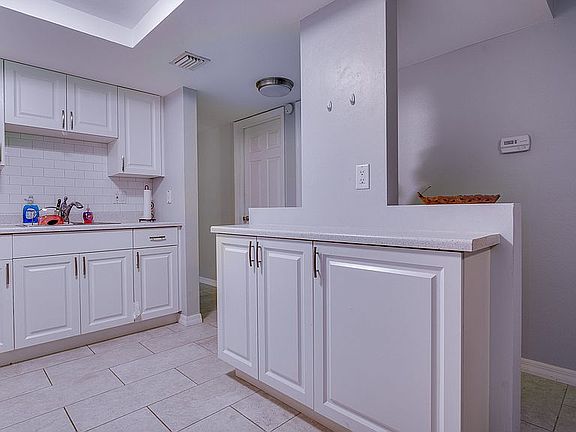 4th image of 3704 Broadway APT 104B